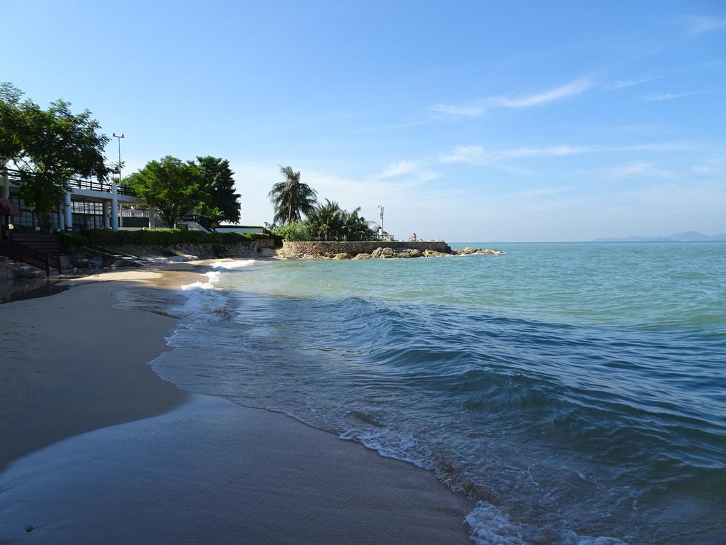 Wong Amat Pattaya Beach Resort Exterior foto